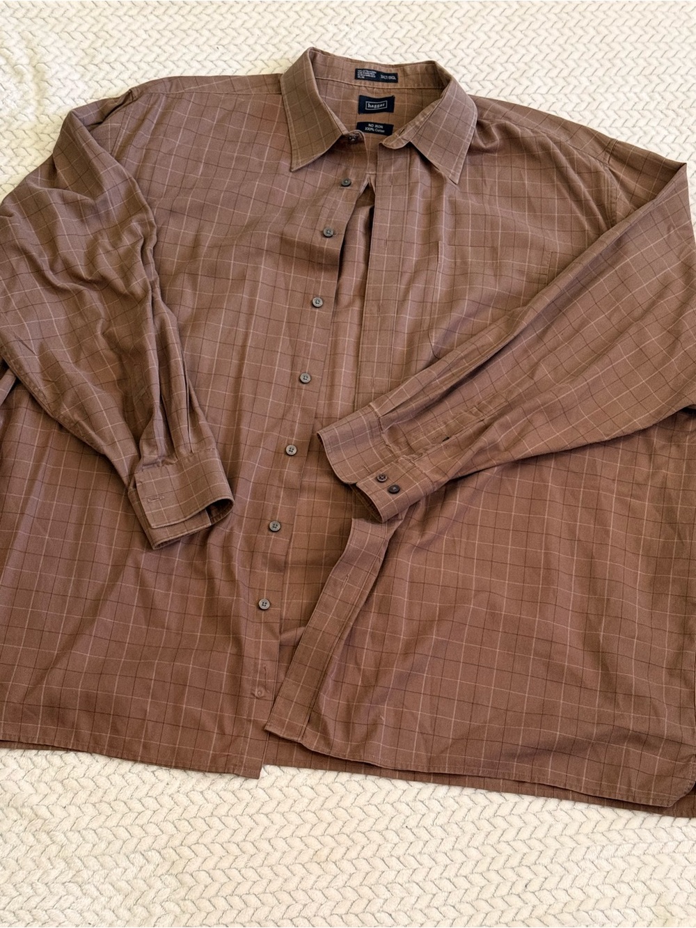 Haggar men’s button up dress shirt